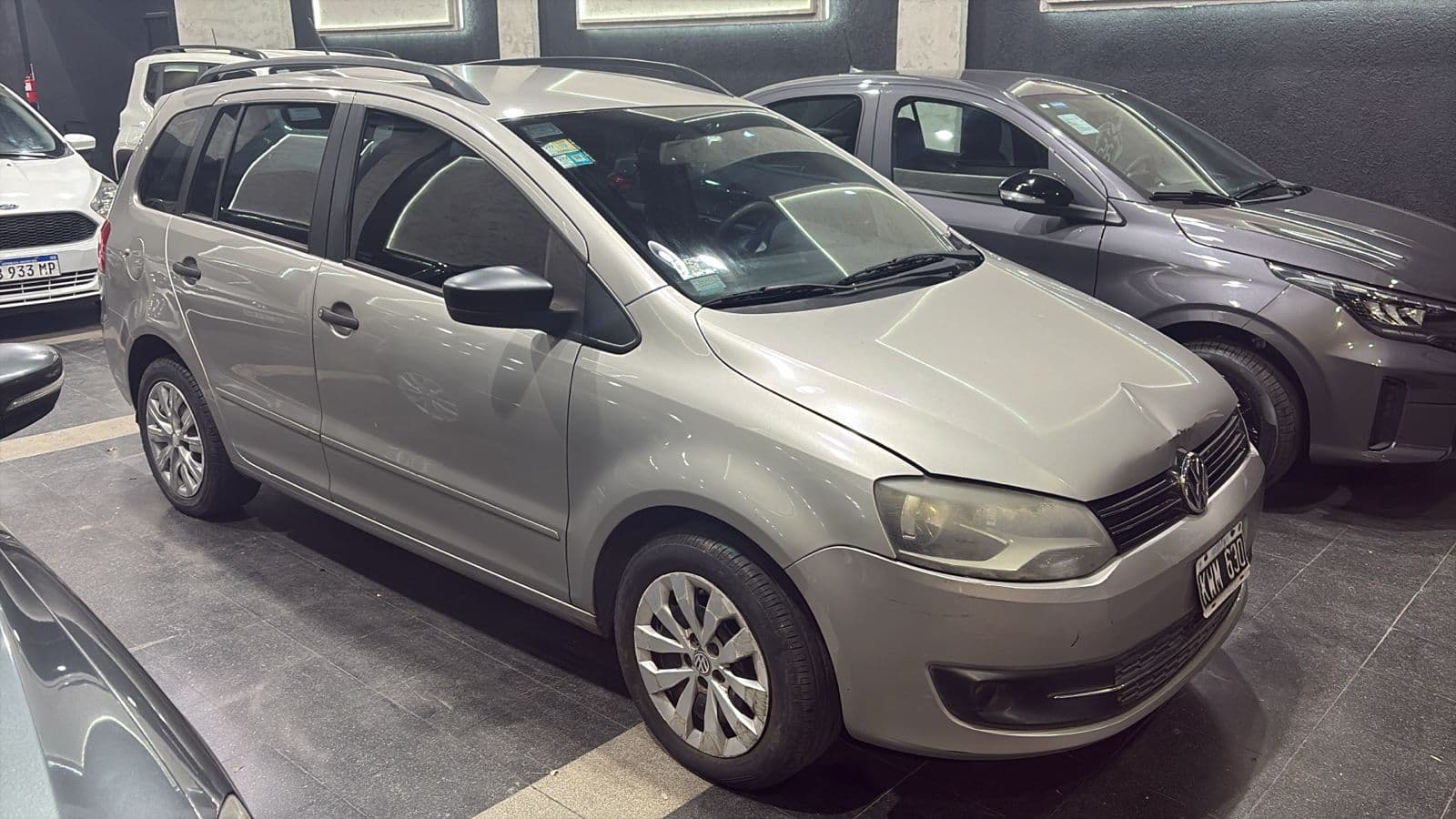 Volkswagen Suran — foto 1