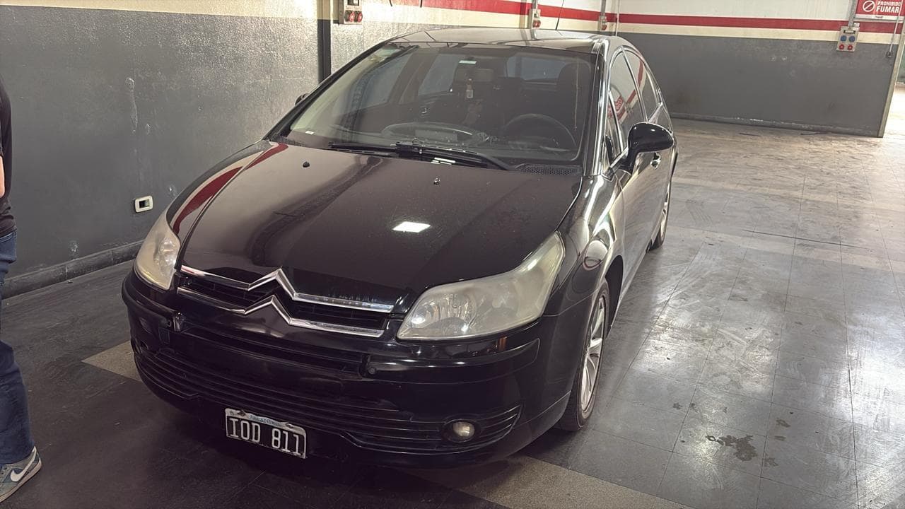Citroen C4 — foto 1
